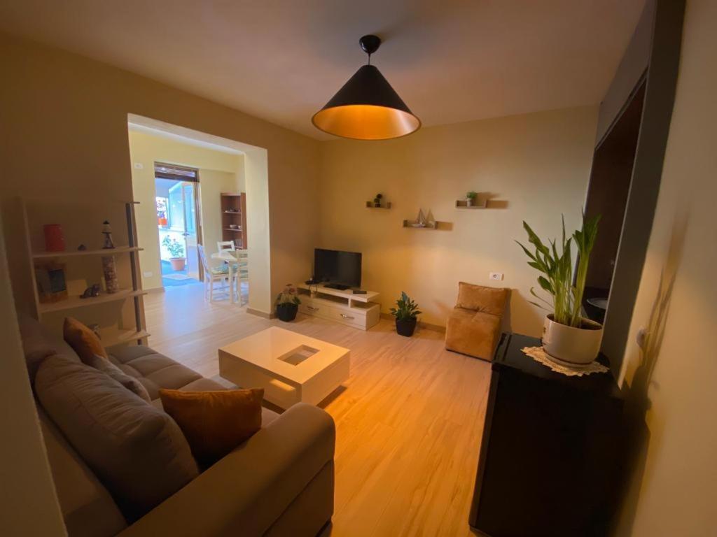 Saranda Beach Apartment Exterior photo